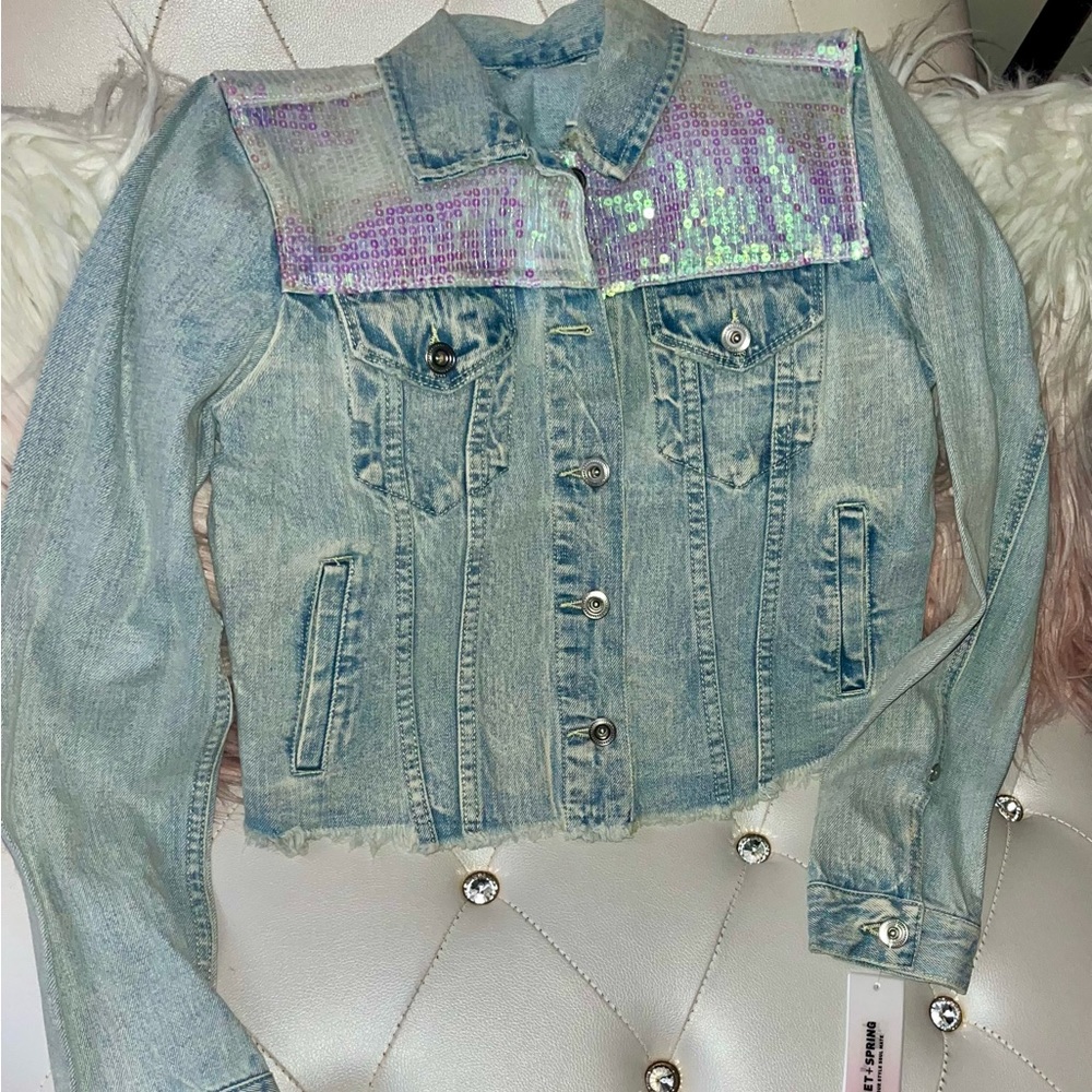 NEW Sunset & Spring Light Denim Wash Sequin Denim Jacket Size Small - Picture 13 of 15